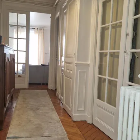 Cosy House Tour Eiffel 아파트 *